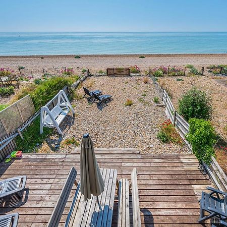 Pebble Paradise Beachfront Family Getaway Певенси Экстерьер фото
