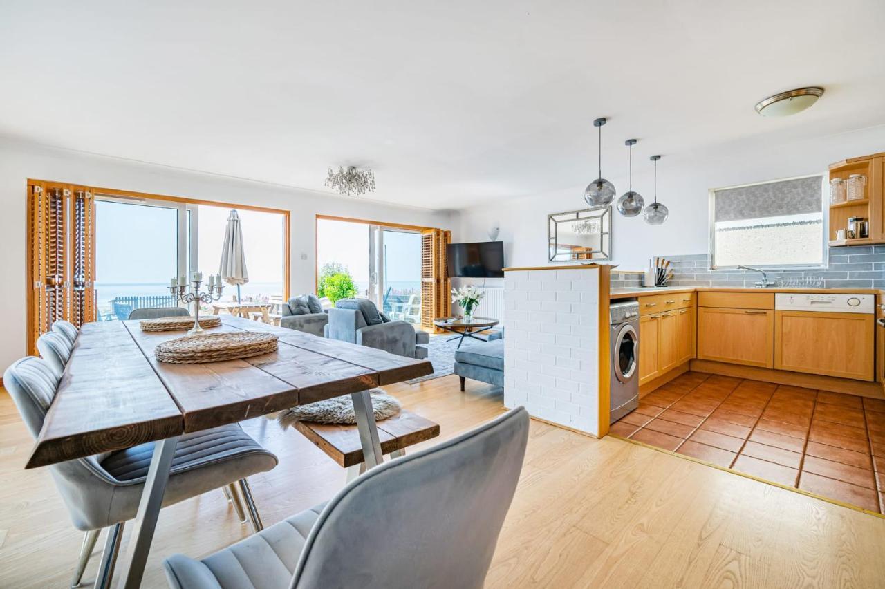 Pebble Paradise Beachfront Family Getaway Певенси Экстерьер фото