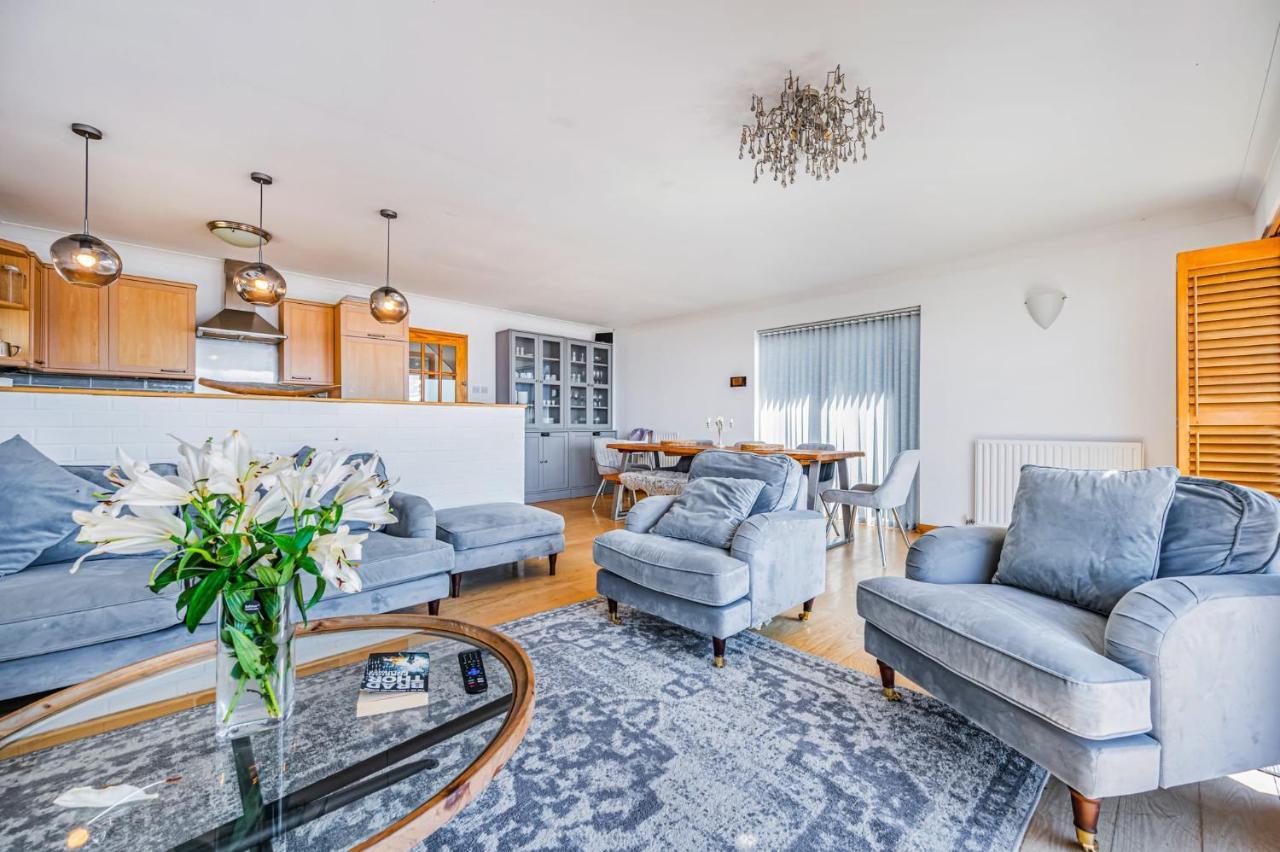 Pebble Paradise Beachfront Family Getaway Певенси Экстерьер фото